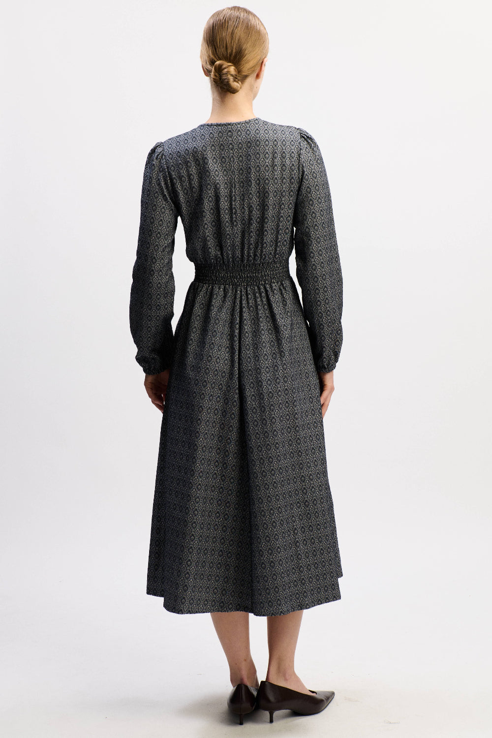 felicitas-karlinda-damen-kleid-jacquard image 2