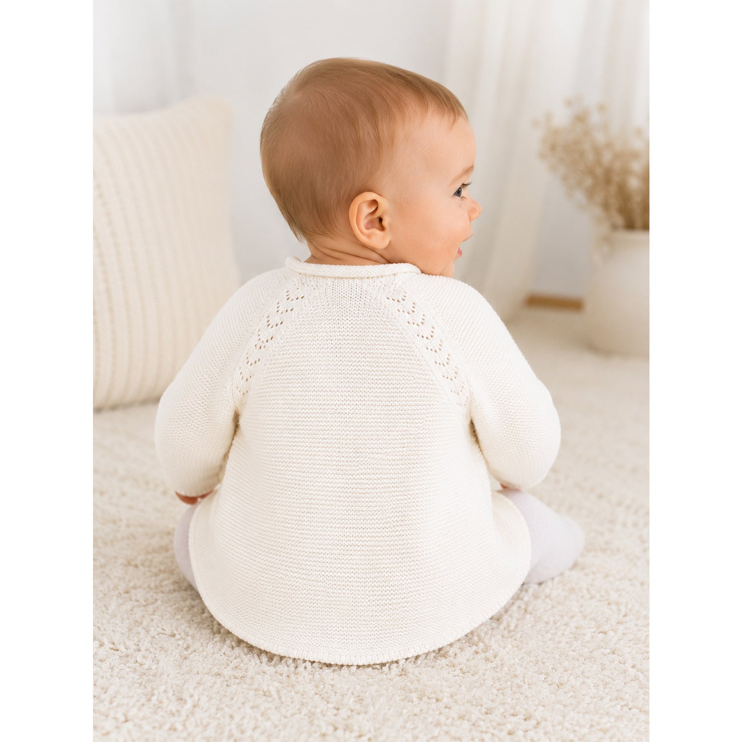 trachtenland-bondi-baby-m-dchen-strickjacke-a-form-86593-offwhite image 4