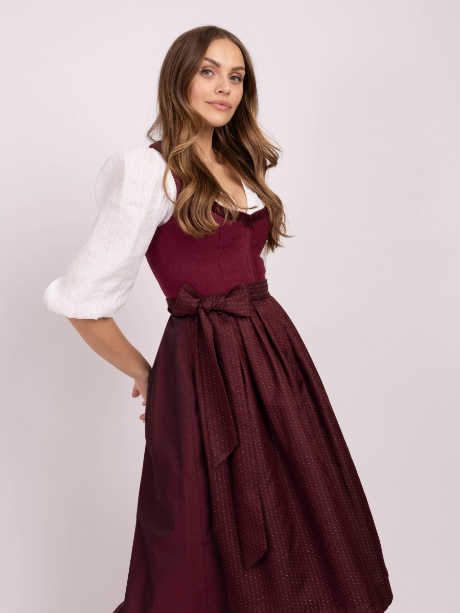 heimatgl-ck-dirndl-farina-gucci-red-leinenmieder-dirndl image 2