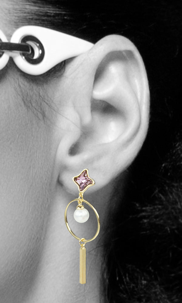 luisia-ohrstecker-ring-mit-perle-und-kristall-vergoldet-lila image 2