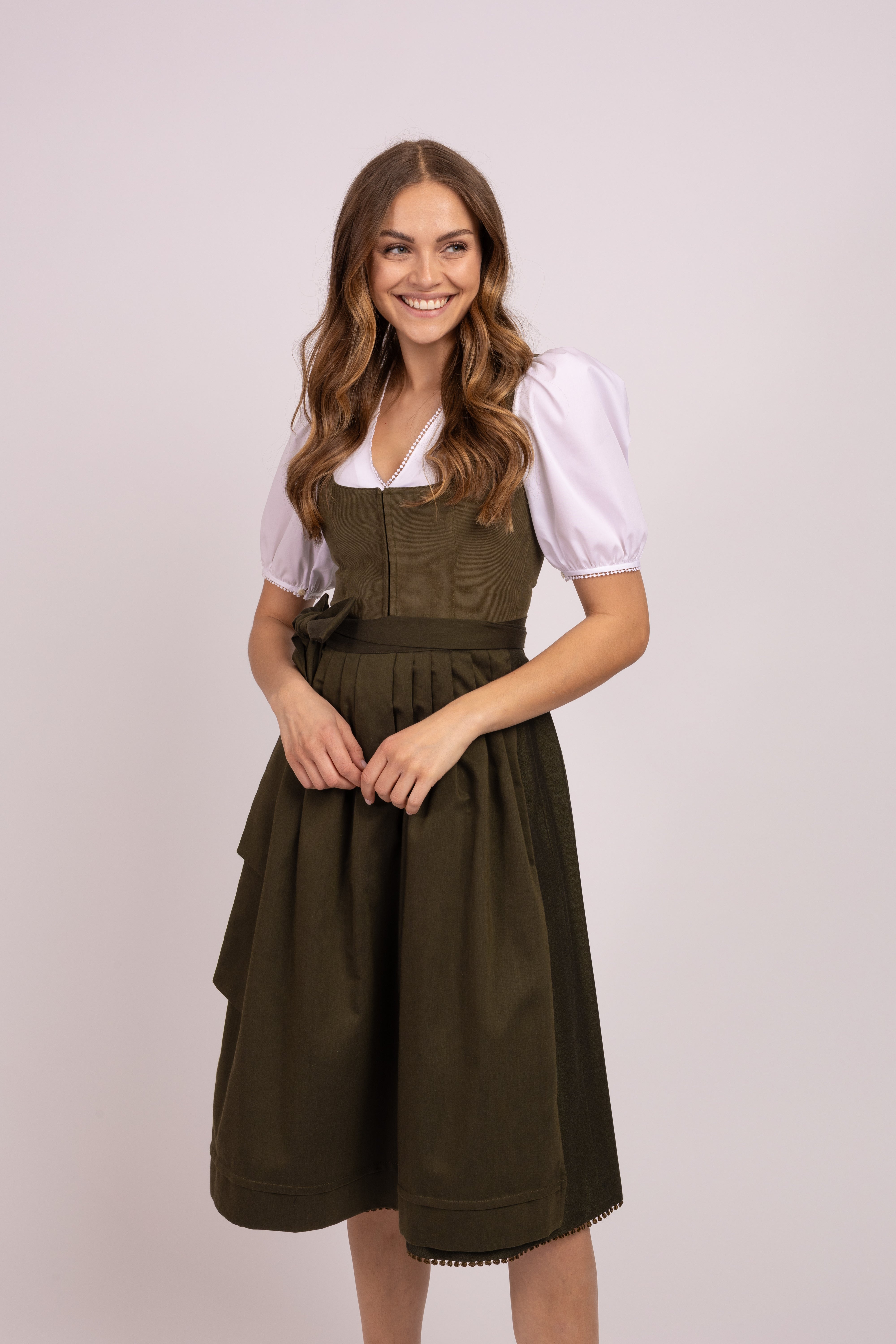 heimatgl-ck-dirndl-juna-oliv-babycord-dirndl image 2