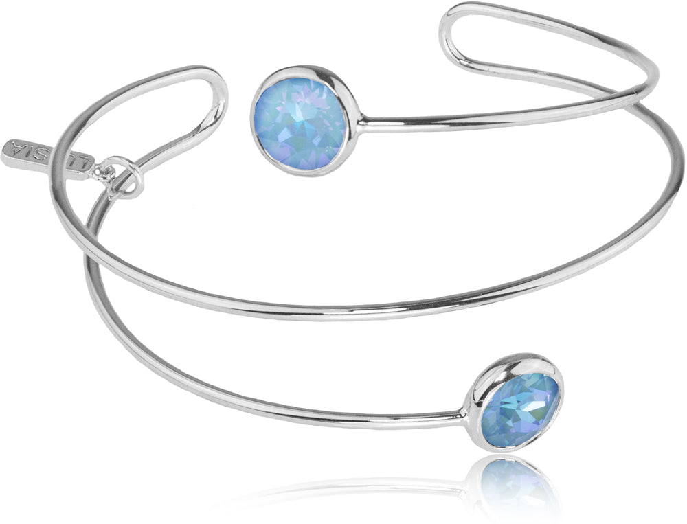 luisia-spiral-armreif-fjella-mit-zwei-premium-kristallen-silber-ocean-delite image 1