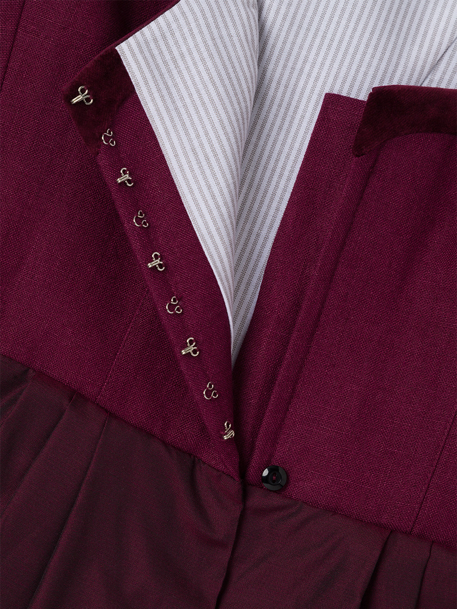 heimatgl-ck-dirndl-farina-gucci-red-leinenmieder-dirndl image 5