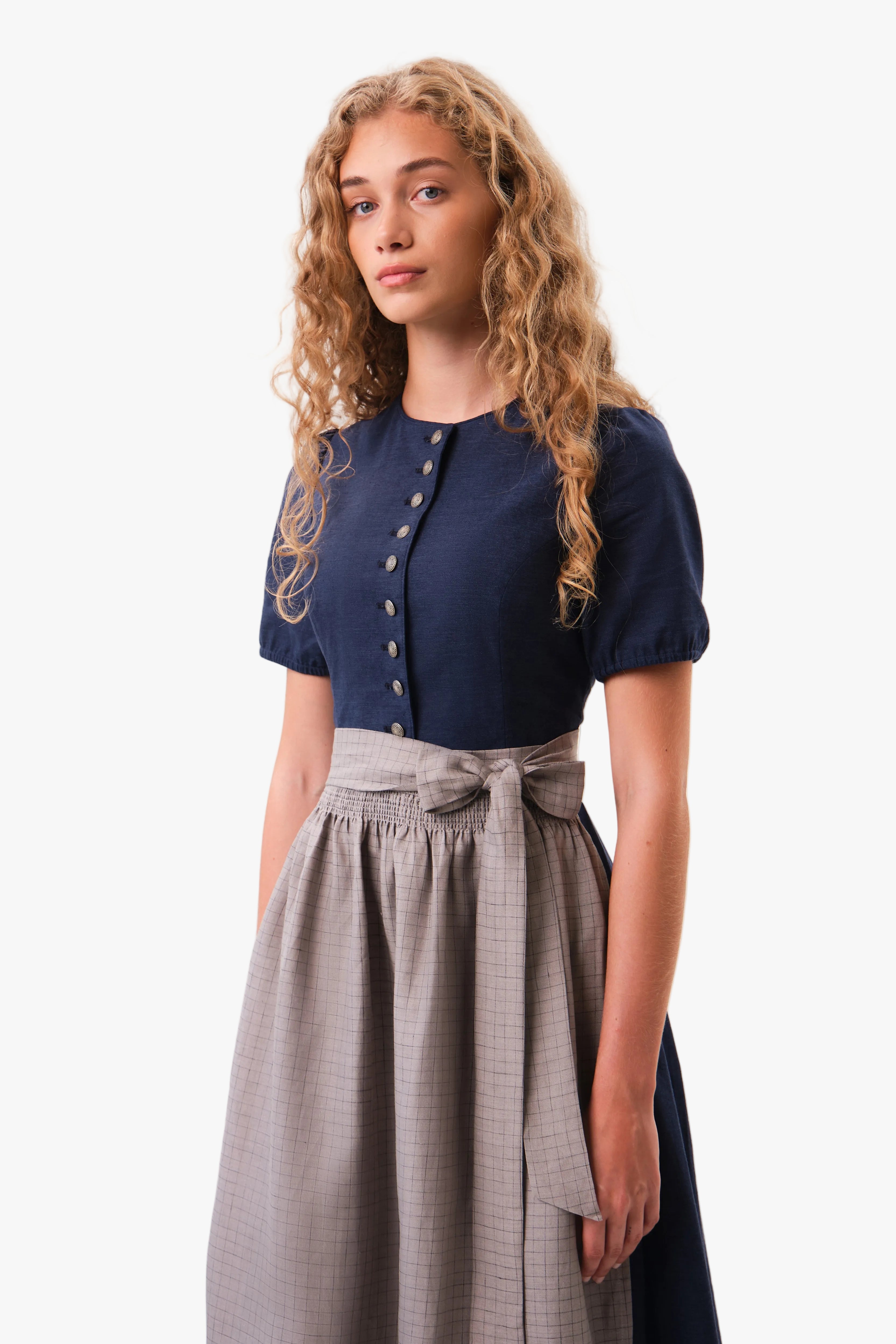 felicitas-dalita-damen-dirndl-hochgeschlossen-leinenmischung image 3