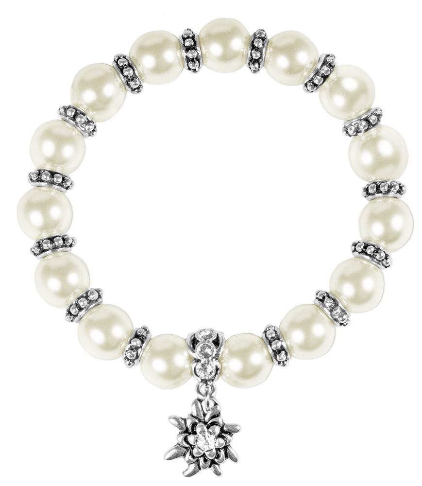 luisia-perlenarmband-sinja-mit-edelwei-anh-nger image 1