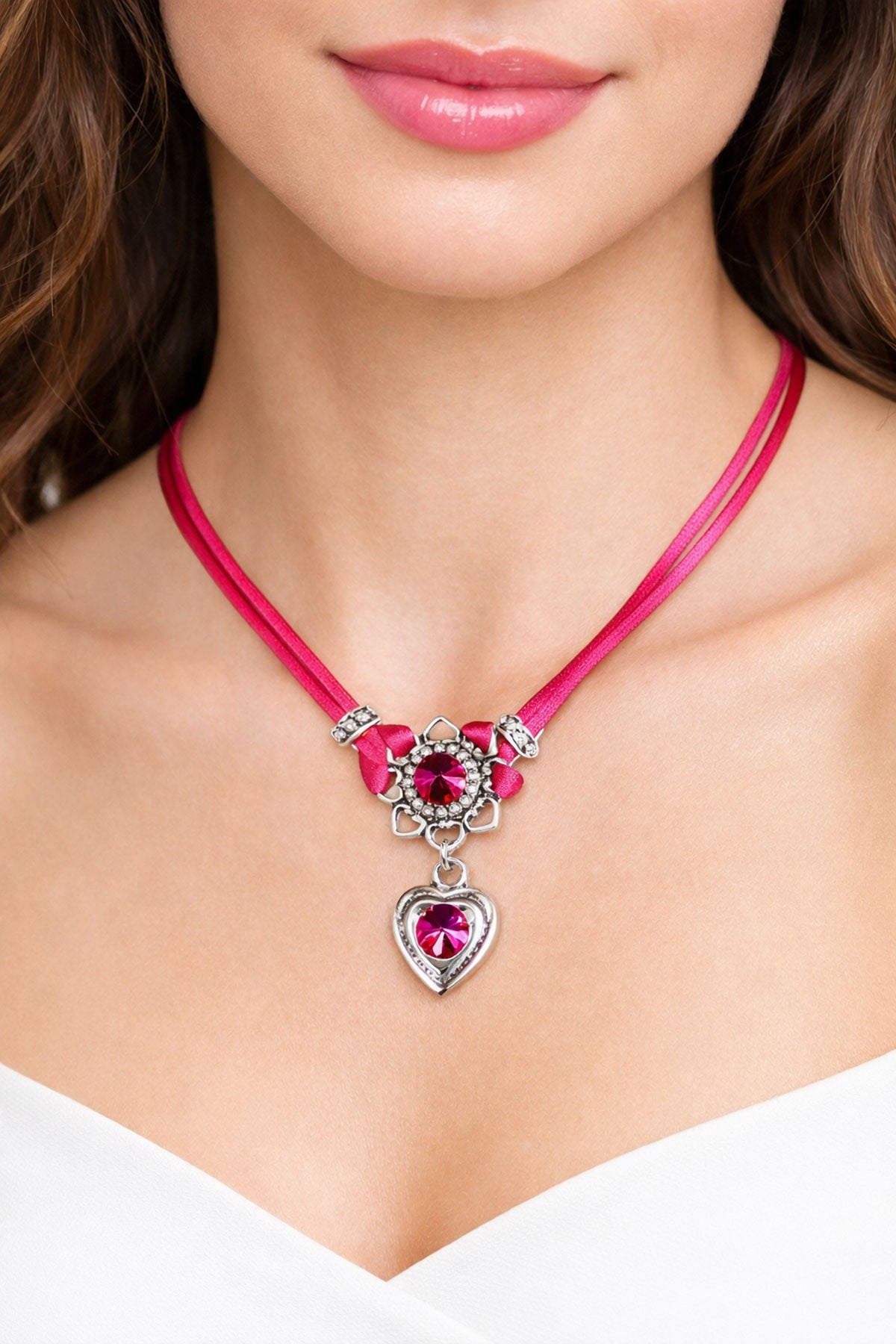 trachtenland-luisia-halskette-chiara-herzbl-te-swarovski-pink image 5