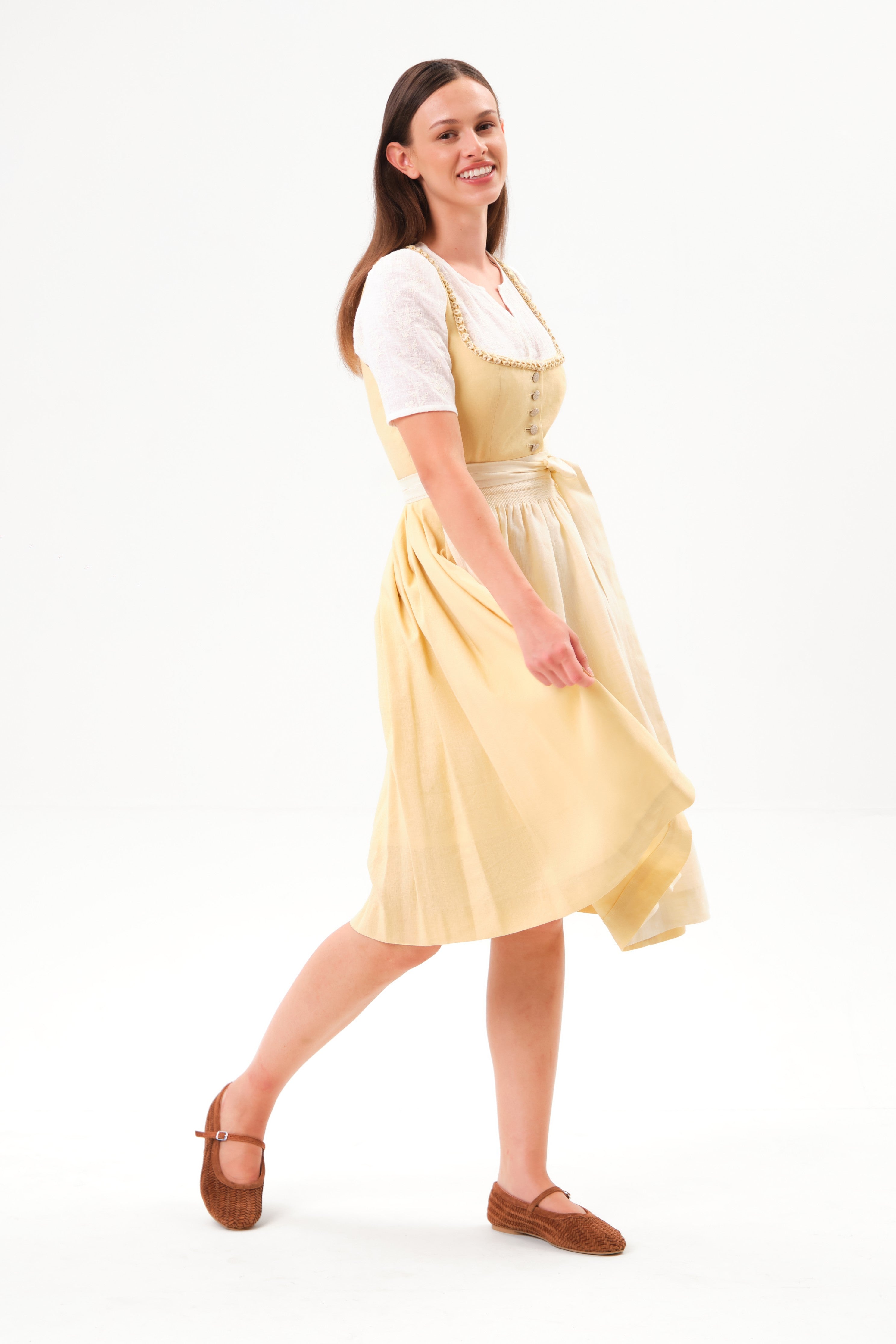 felicitas-damen-dirndl-doro-leinen-dirndl-mit-sch-rze image 3