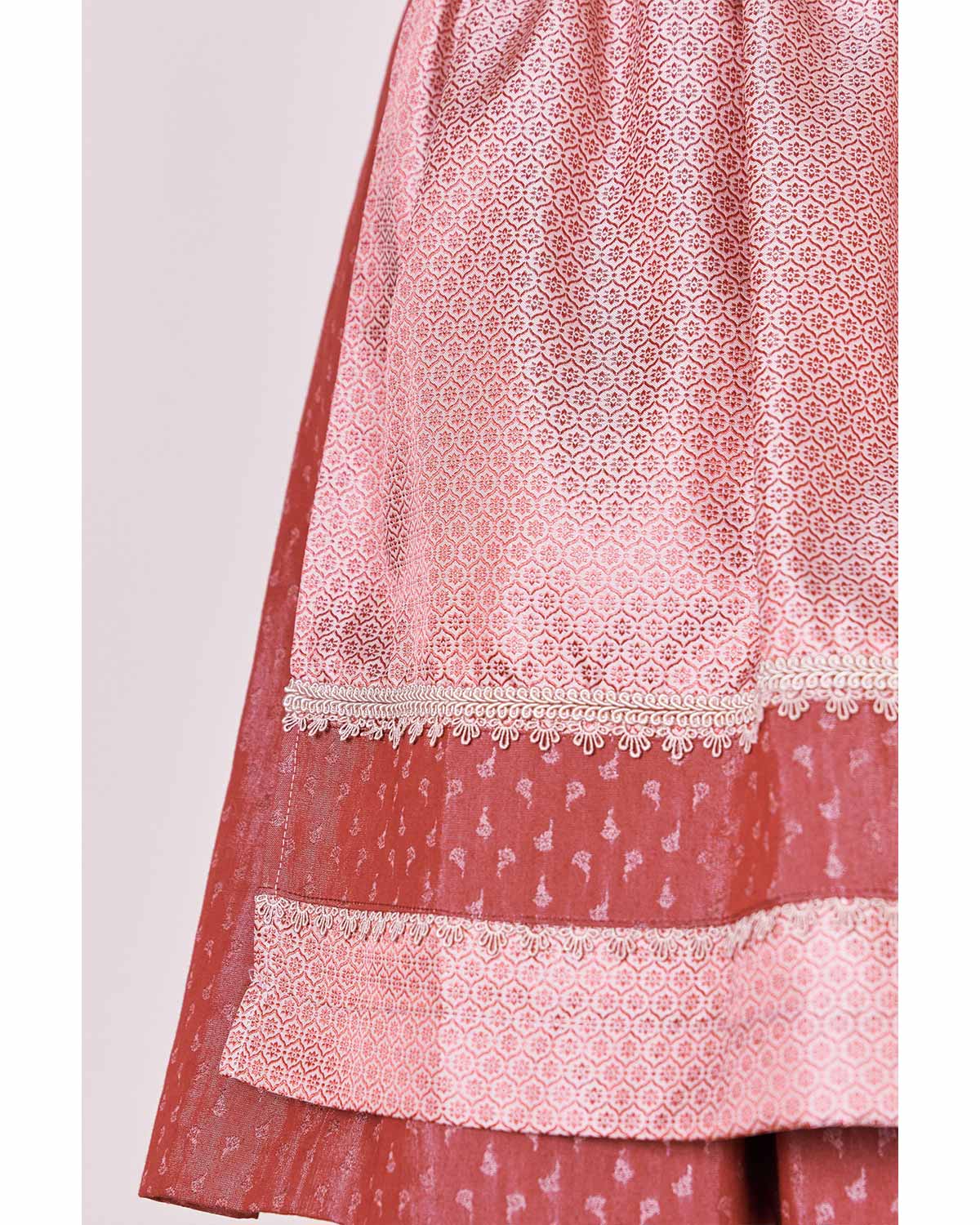 kr-ger-madl-dirndl-roxanne-417567-rose-60cm-herzausschnitt image 6