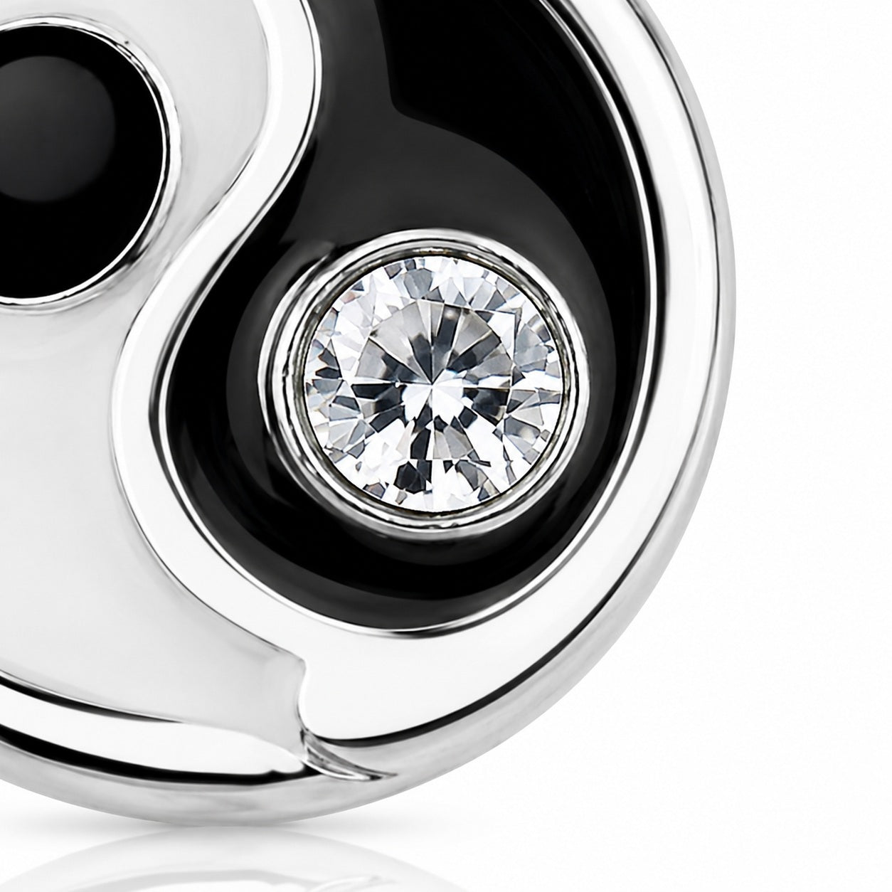 trachtenland-luisia-ohrstecker-yin-yang-mit-swarovski-kristall-925-silber image 5
