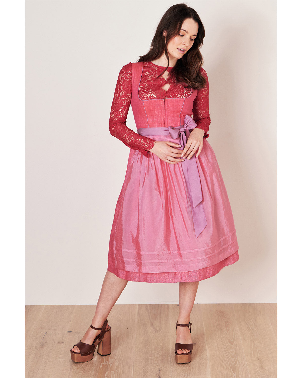 trachtenland-kr-ger-collection-dirndl-linette-115667-rot-60-cm image 5