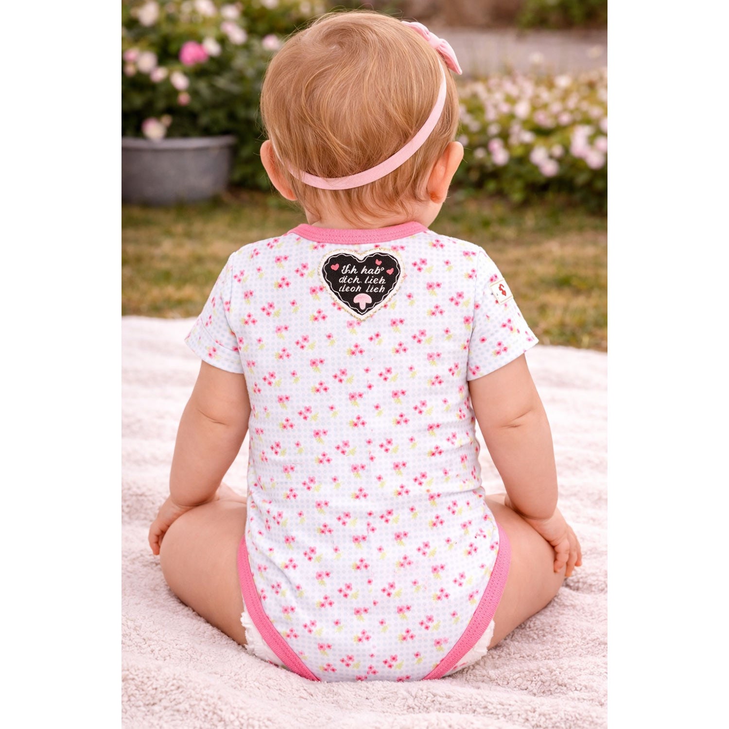 bondi-baby-kurzarm-body-herzilein-86623-blumenalloverdruck image 4