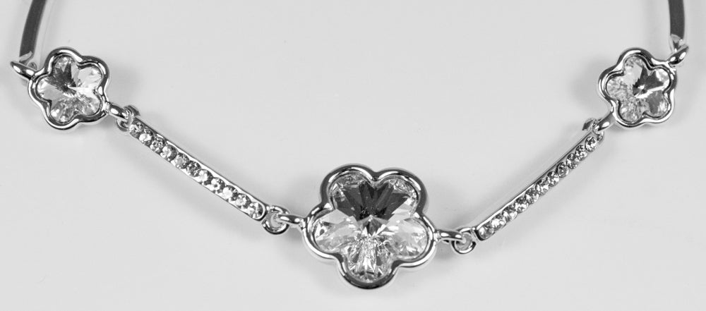 luisia-silbernes-damen-blumen-armband-mit-premium-kristallen image 2