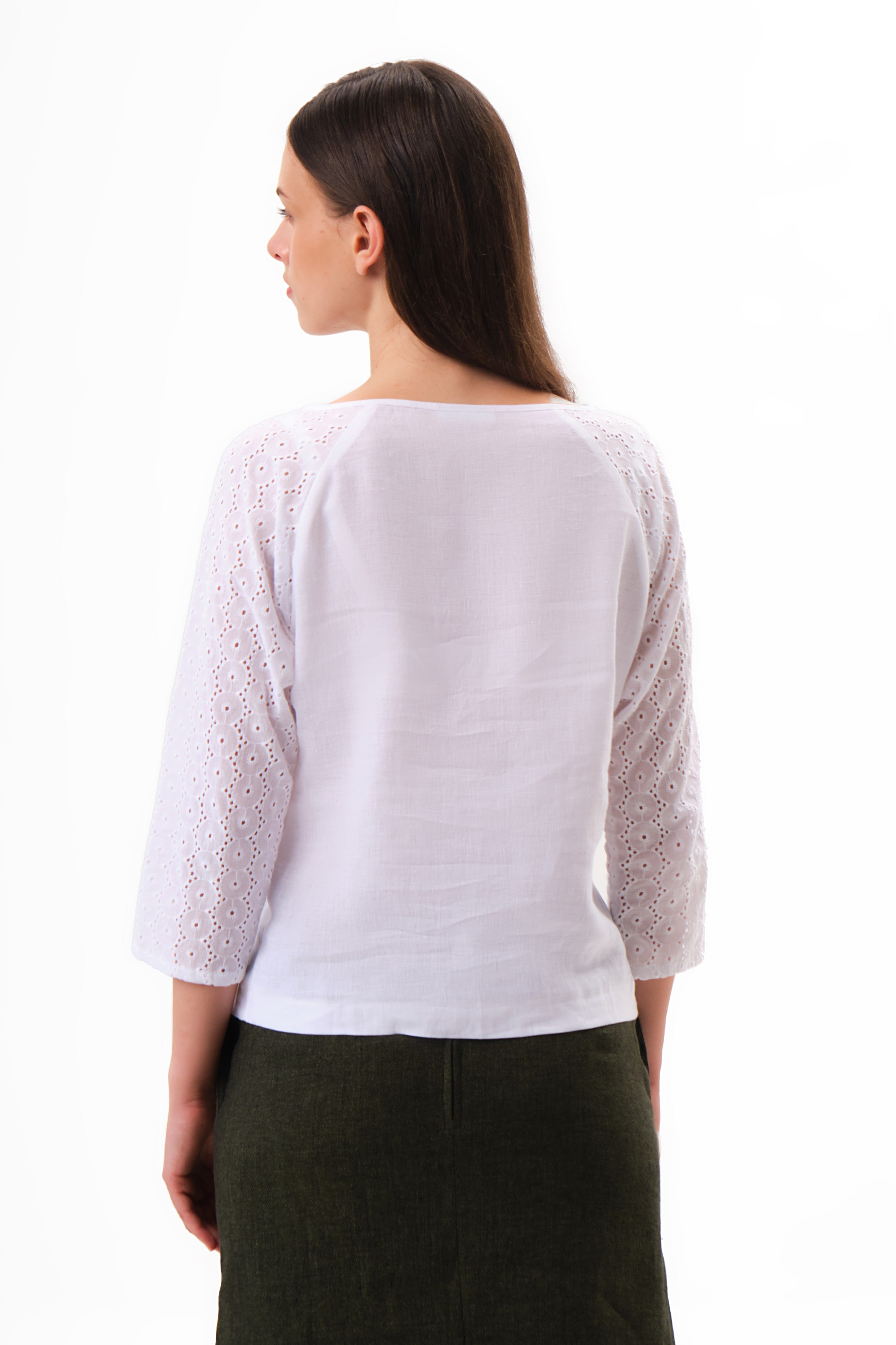 felicitas-damen-bluse-berlyn-leinen-bluse-lochstick-rmel image 2