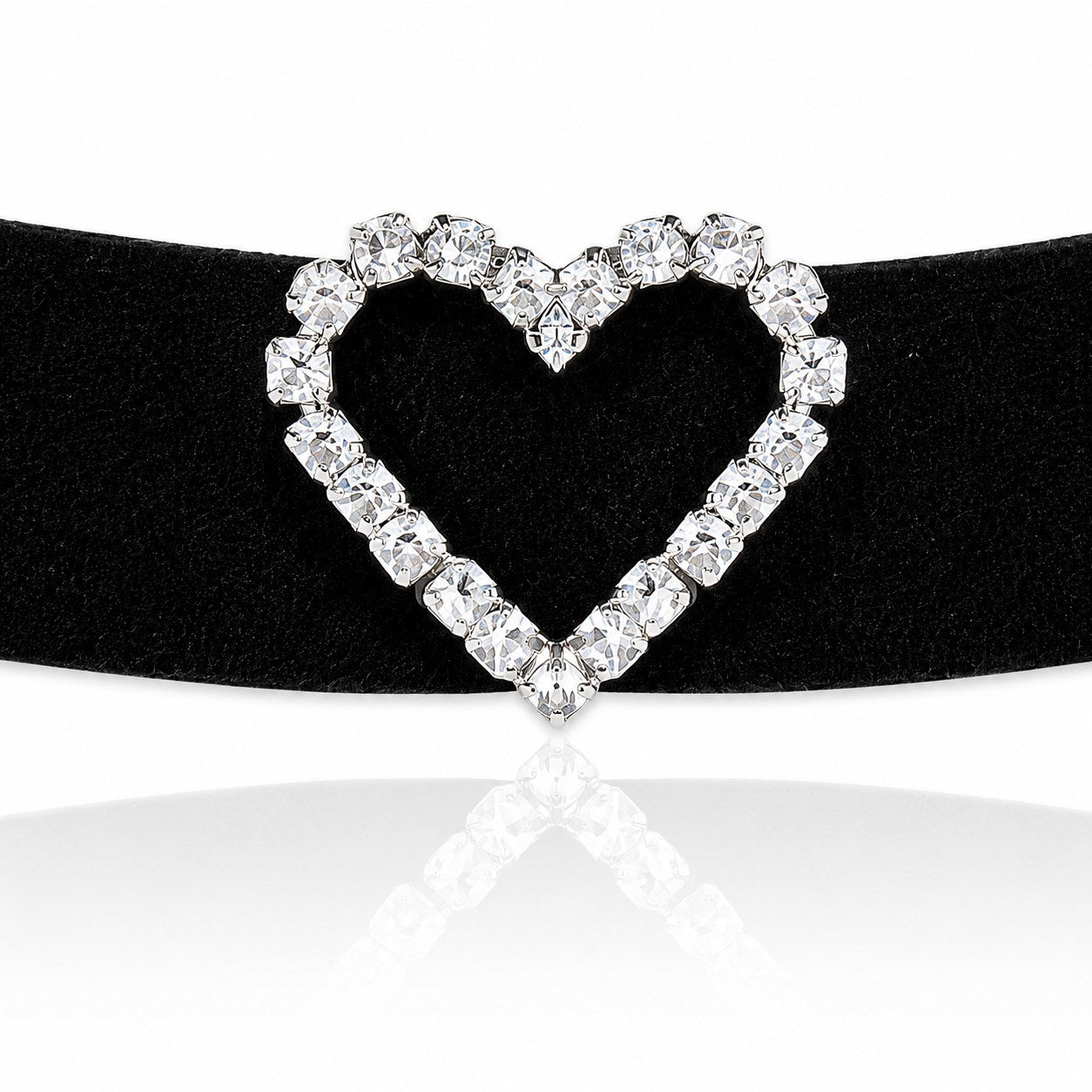 trachtenland-luisia-samt-kropfband-strass-herz-swarovski-schwarz image 4