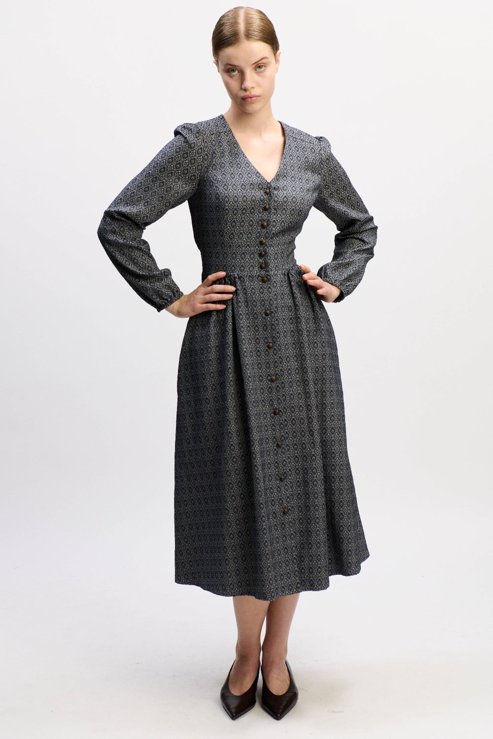felicitas-karlinda-damen-kleid-jacquard image 1