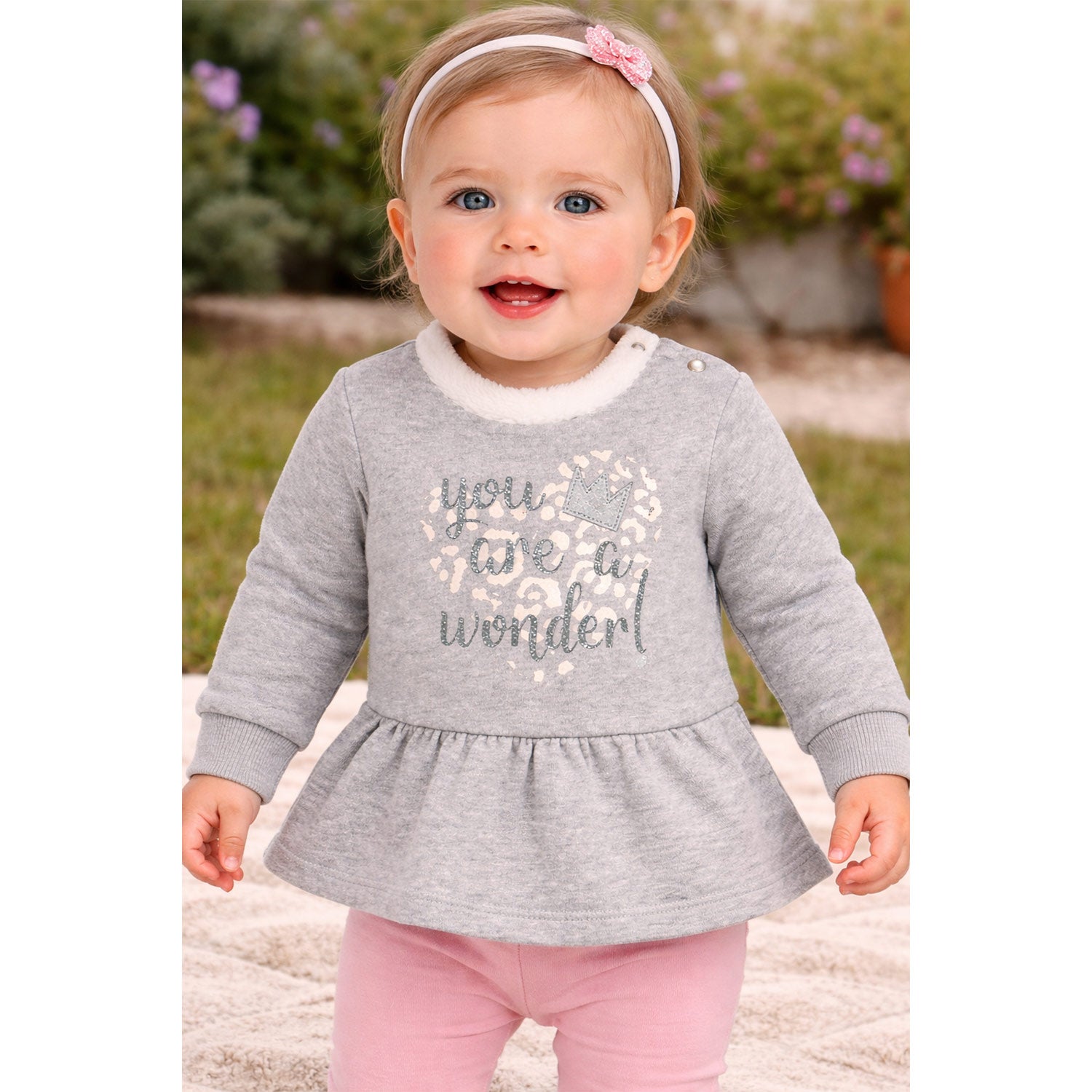 trachtenland-bondi-baby-m-dchen-sweatshirt-you-are-a-wonder-86630-grey-melange image 3