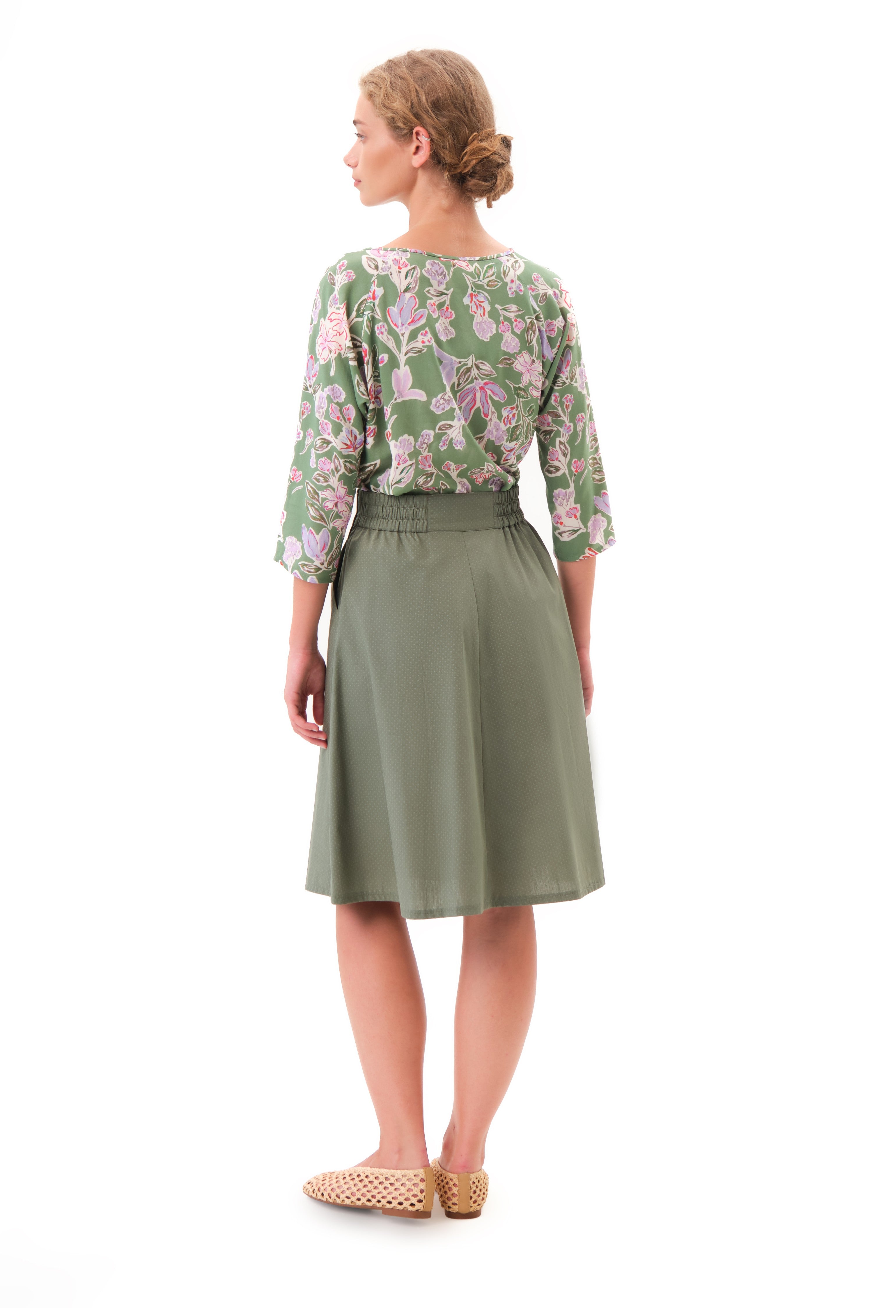 felicitas-berlyn-damen-bluse-mit-blumenmuster-aus-viskose image 2