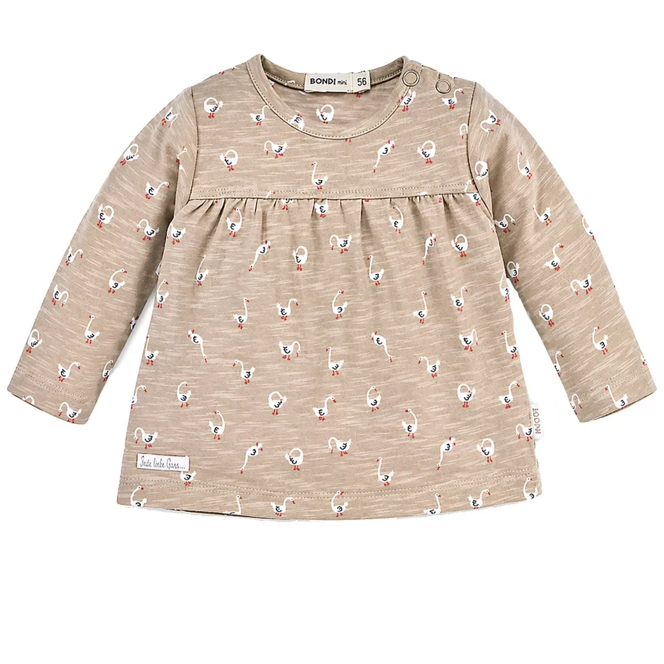 trachtenland-bondi-baby-langarmshirt-g-nschen-93956-gans-allover image 1