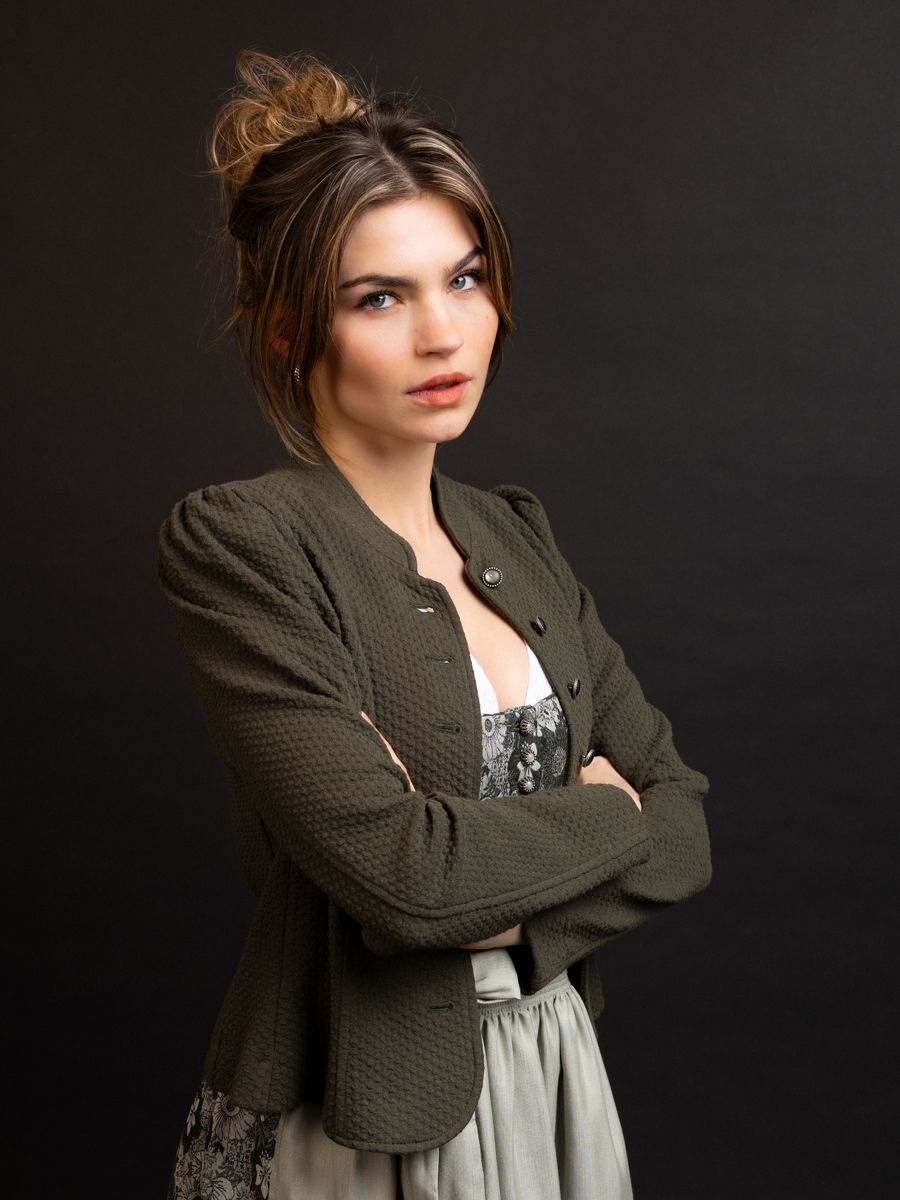 heimatgl-ck-blazer-charlotte-trachtenjanker-olivgr-n-puff-rmel image 7