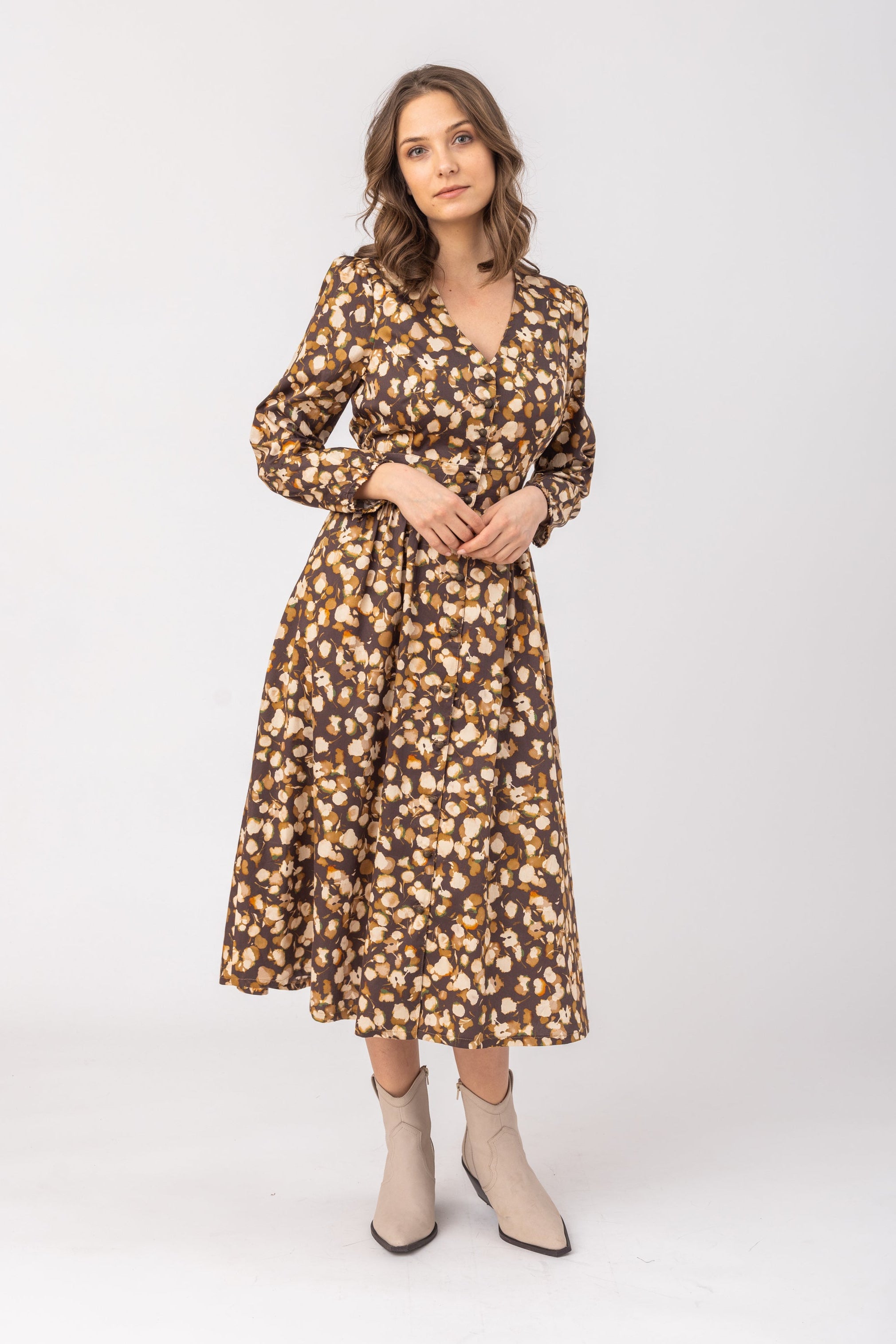 felicitas-damen-kleid-karlinda-mit-v-ausschnitt image 1