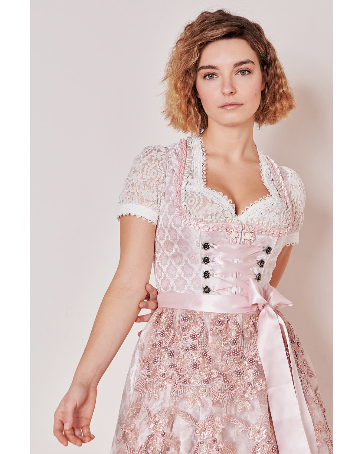 trachtenland-kr-ger-madl-dirndl-lia-415767-spitzensch-rze-rose-50cm image 8