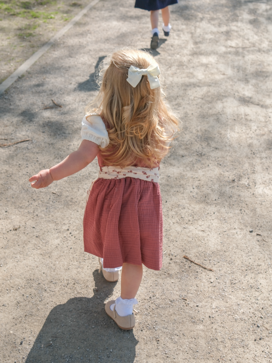 heimatgl-ck-kinderdirndl-mia-rosenholz-musselin-mini-dirndl image 2
