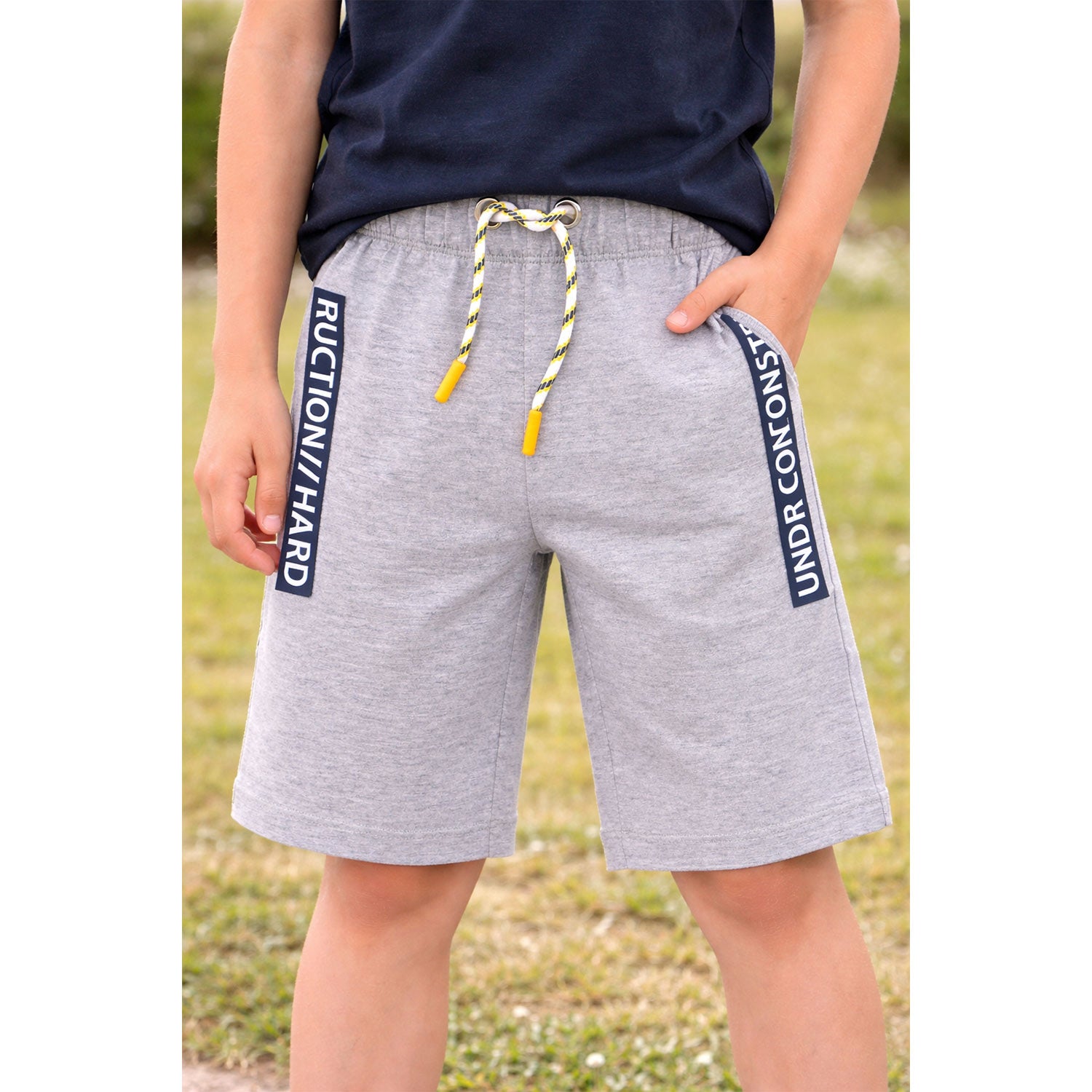 trachtenland-bondi-bermuda-shorts-hard-work-jungen-33154-grau image 3