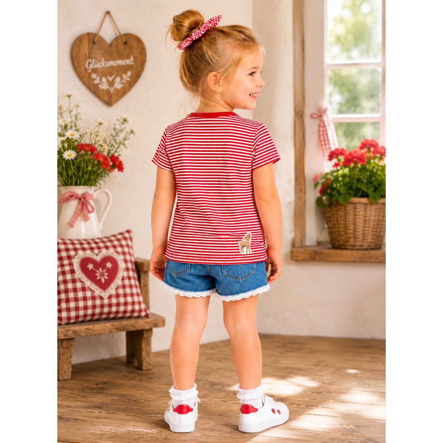 trachtenland-bondi-m-dchen-t-shirt-herzilein-86981-rot-wei-geringelt image 4