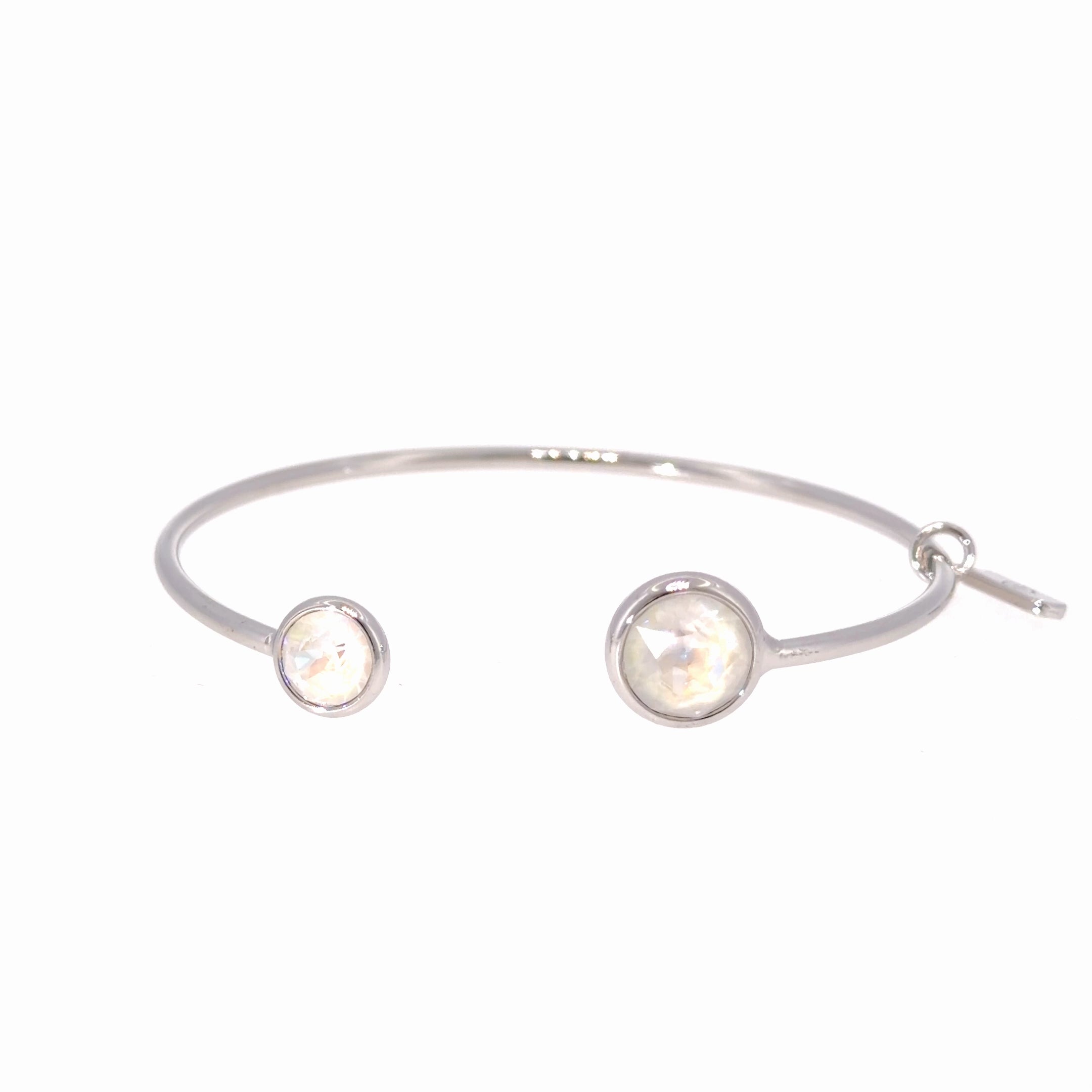 luisia-einreihiger-armreif-fjella-mit-zwei-premium-kristallen-silber-light-grey- image 5