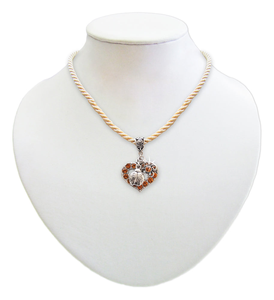 luisia-kordelkette-svea-mit-herzanh-nger-und-gl-cksk-fer-creme image 2