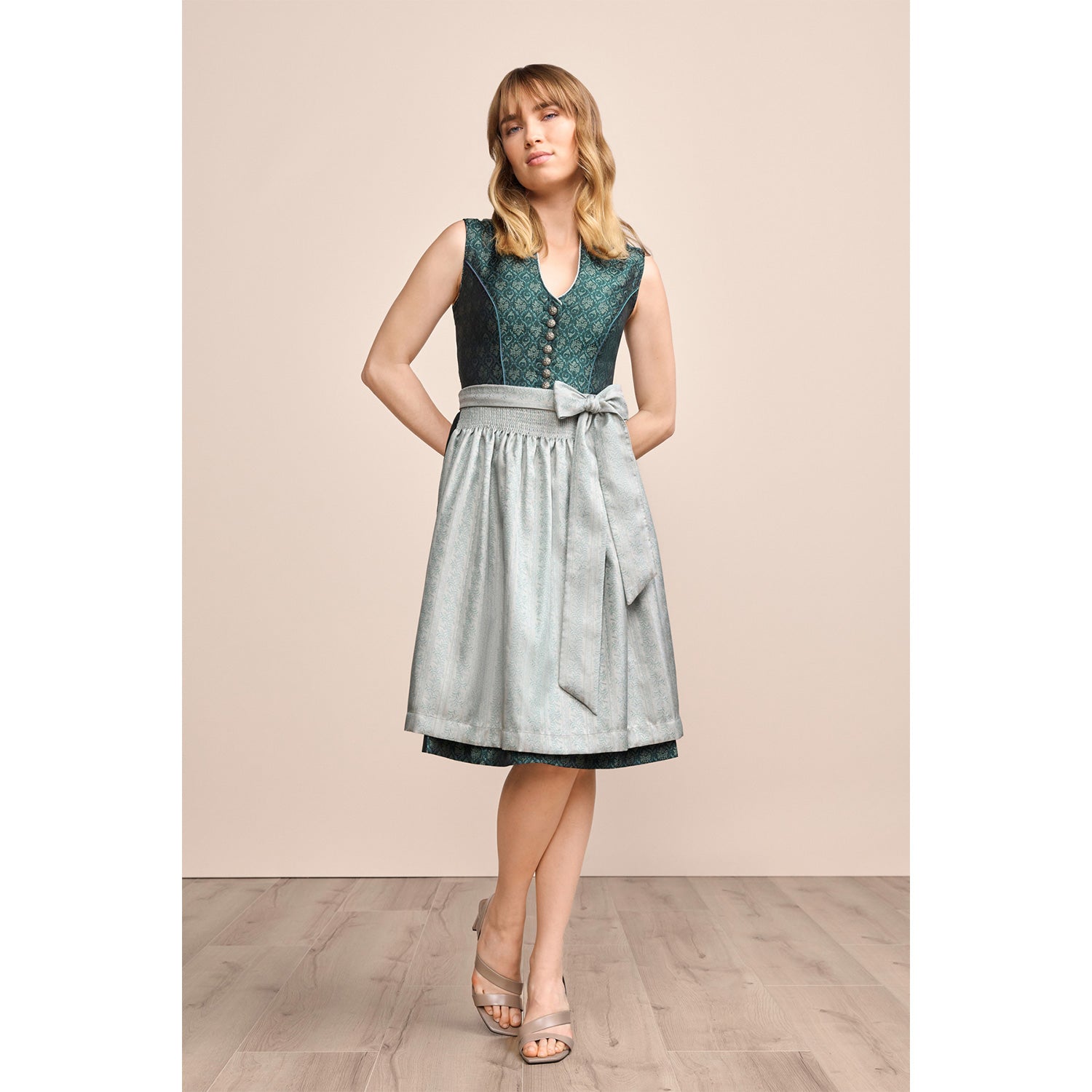 kr-ger-madl-dirndl-inja-413569-60cm-dunkelgr-n image 6