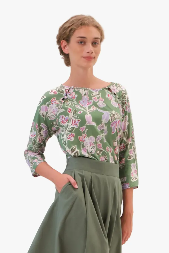 felicitas-berlyn-damen-bluse-mit-blumenmuster-aus-viskose image 1