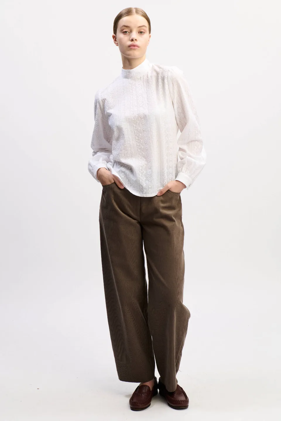 felicitas-damen-hose-herlinde-barrel-hose-feincord image 1
