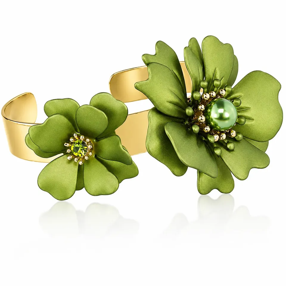 trachtenland-luisia-armreif-armspange-nelia-mit-blumen-16-karat-vergoldet-olivgr image 1
