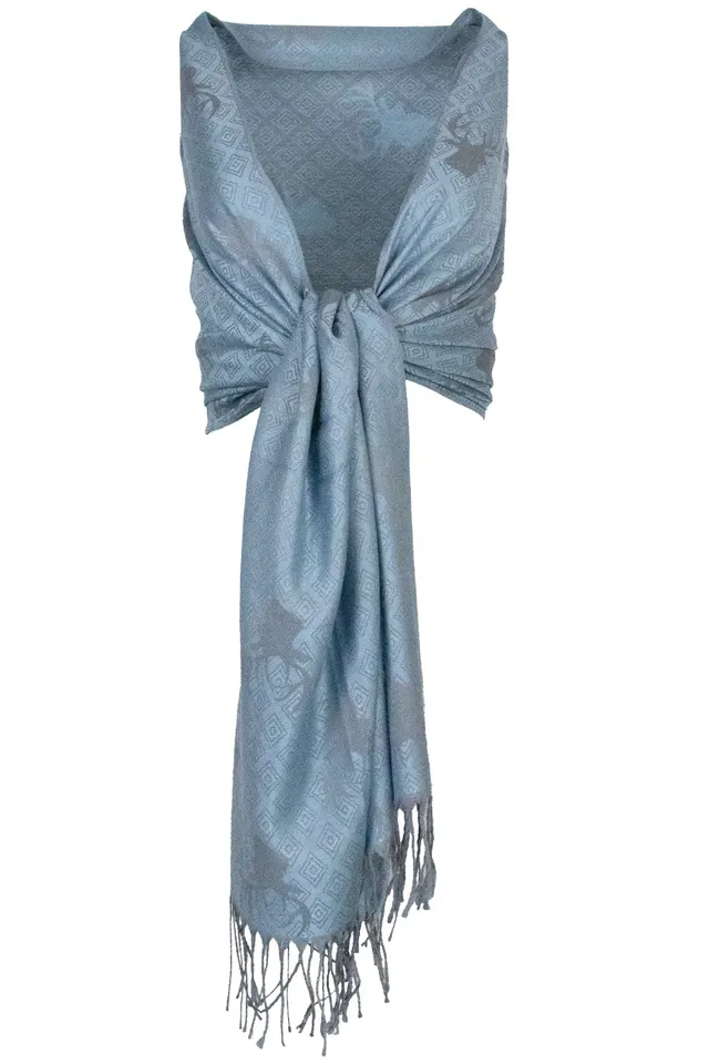 halstuch-schal-mit-hirschkopf-motiv-185-x-70-cm-hellblau-silber image 1