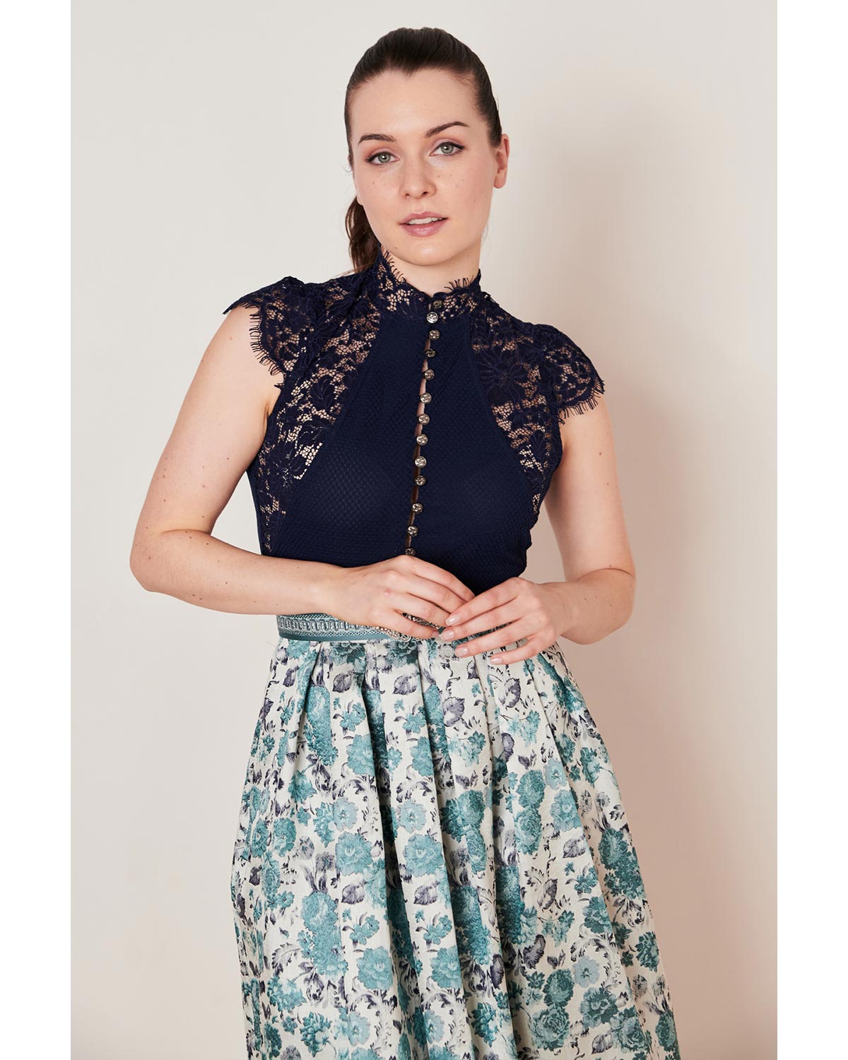 kr-ger-collection-trachten-body-millie-282165-marine-dunkelblau image 6
