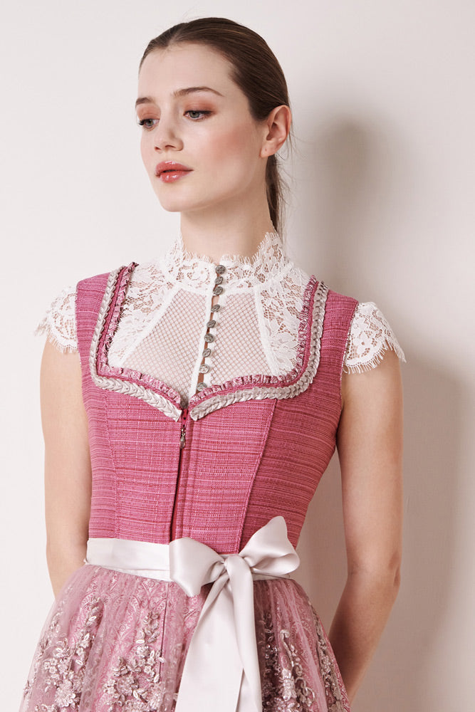 trachtenland-kr-ger-dirndl-pati-116165-mit-spitzensch-rze-70cm-pink image 7