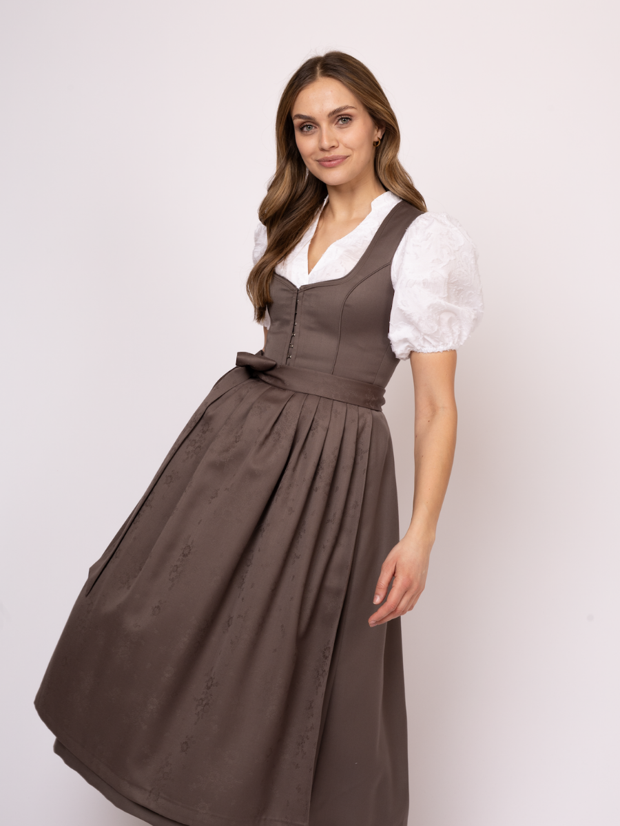 heimatgl-ck-dirndl-sophia-taupe-jacquarddirndl-herzausschnitt image 2