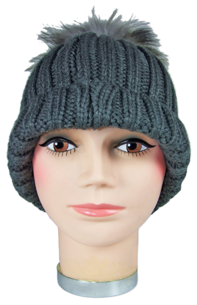 trachtenland-damen-beanie-strickm-tze-mit-fellbommel-dunkelgrau image 2