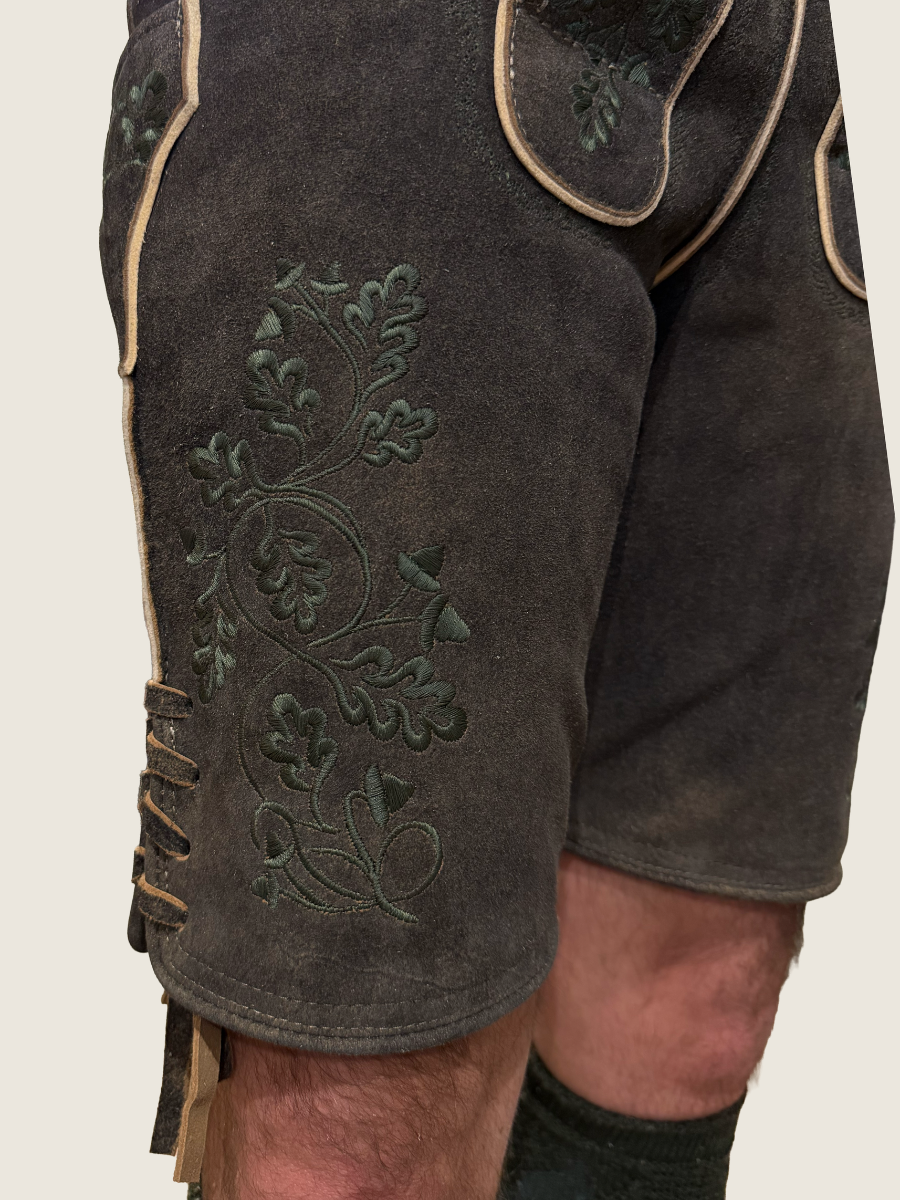 heimatgl-ck-lederhose-herzogstand-bock-dunkel-tanne-herren image 3