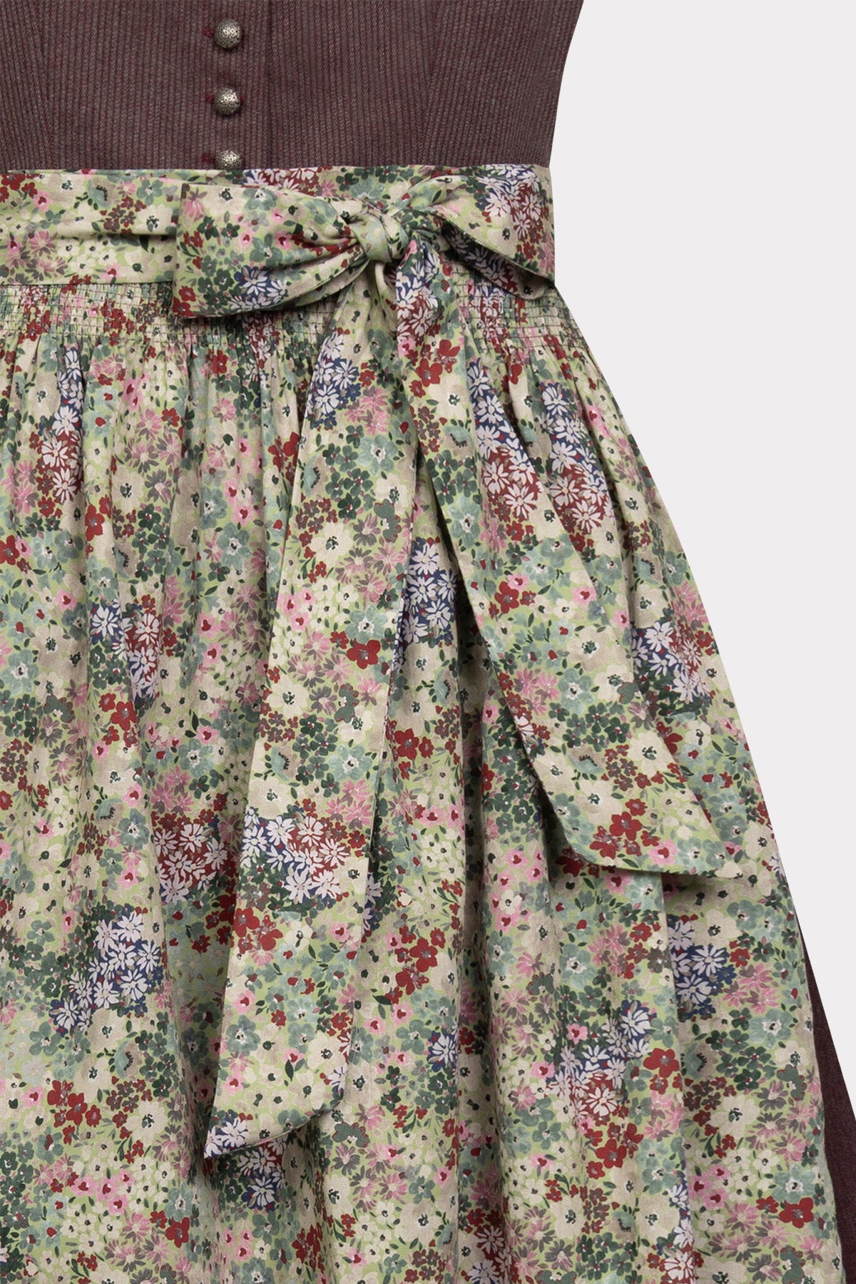 felicitas-dasha-damen-dirndl-kirsch-mit-herzausschnitt-baumwolle image 4