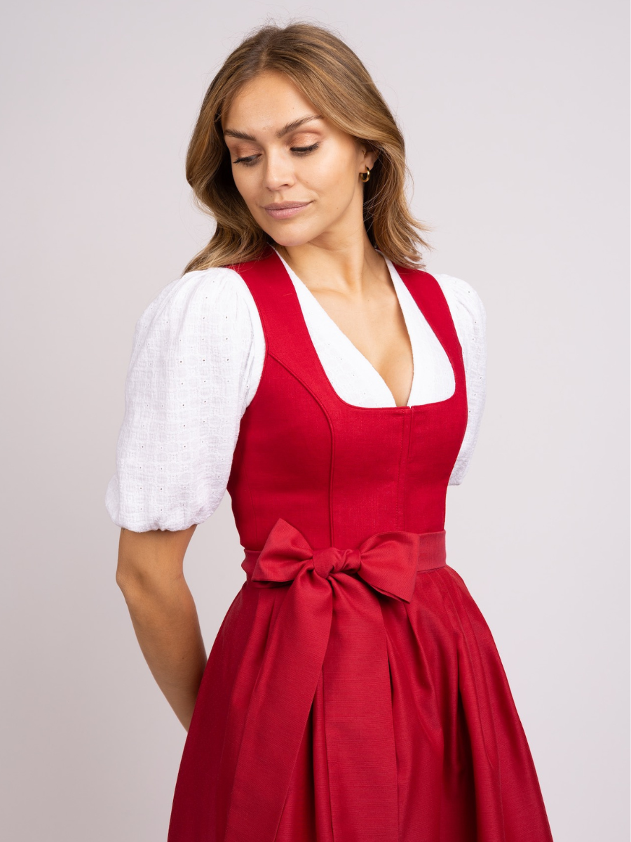 heimatgl-ck-dirndl-bella-kirschrot-leinenmieder-mit-punkterock image 5
