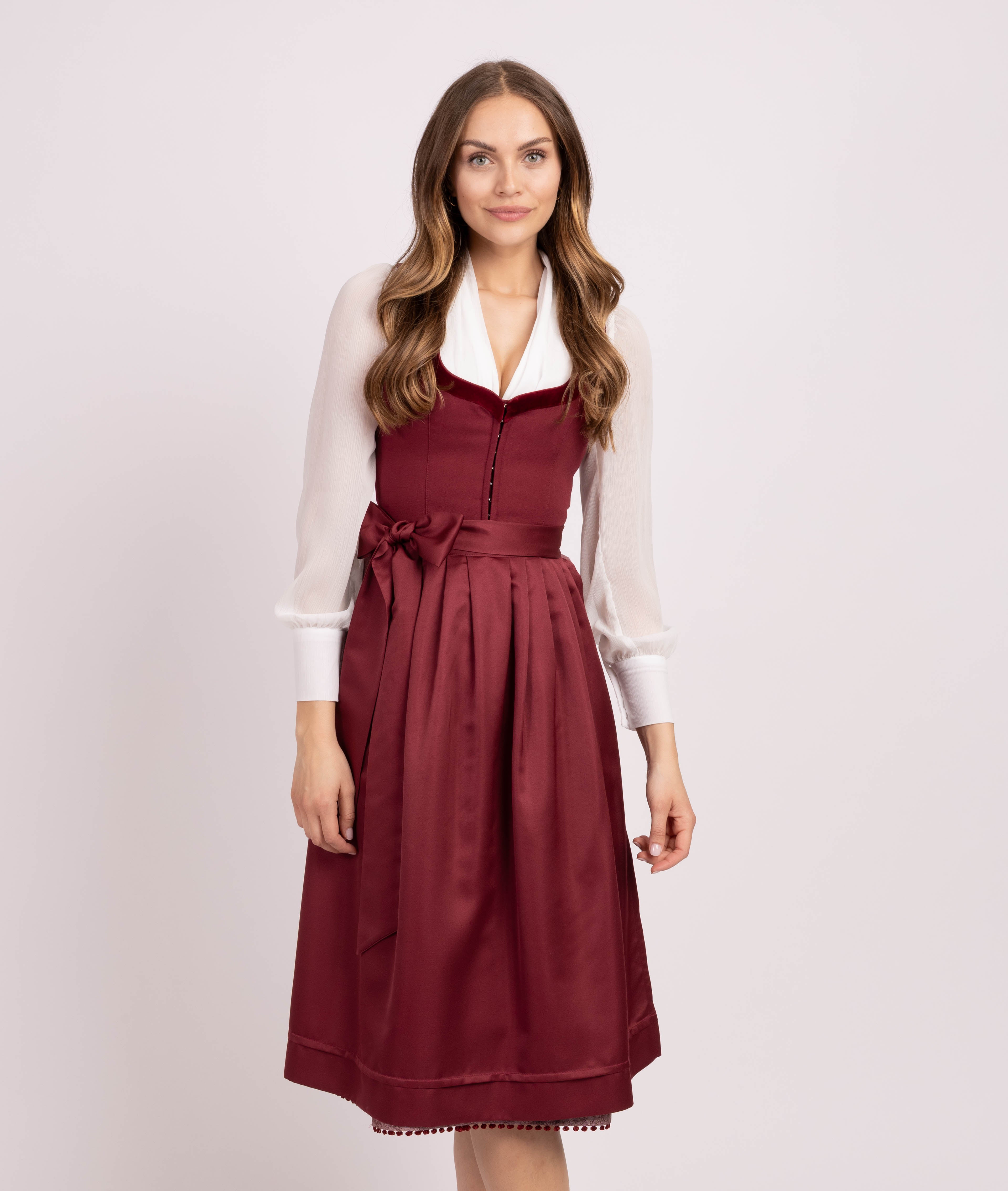 heimatgl-ck-dirndl-giulia-gucci-red-mit-samtblende image 6