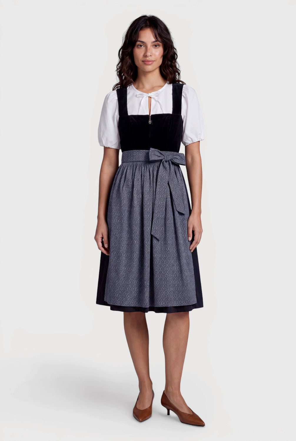 felicitas-damen-dirndl-deleila-70-cm-aus-samt-und-feincord-mit-sch-rze image 1