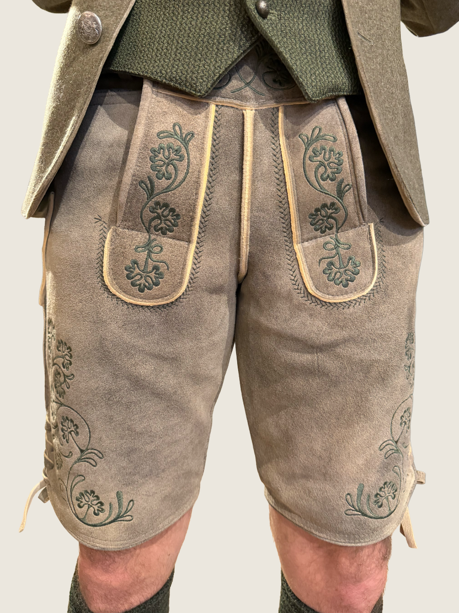 heimatgl-ck-lederhose-isarau-bock-waldgr-n-herren image 1