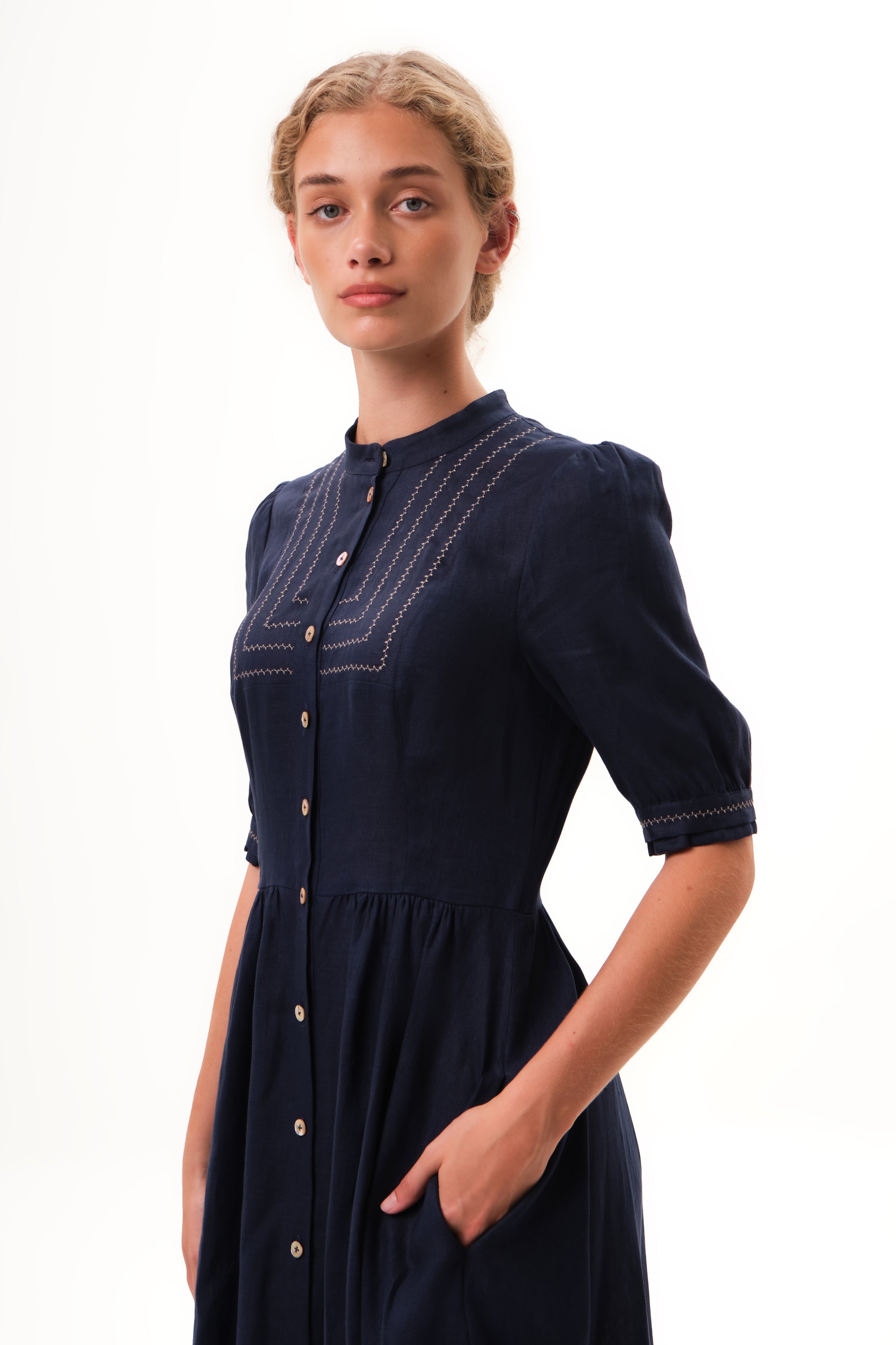 felicitas-kordelia-damen-kleid-leinen-viskose-puff-rmel image 3