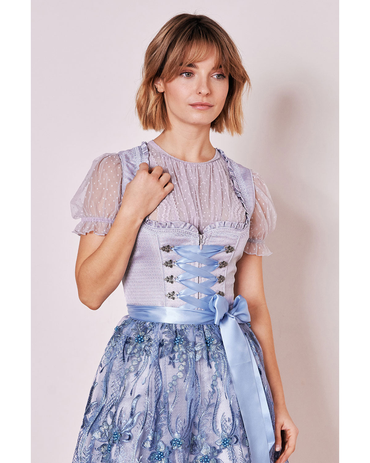 trachtenland-kr-ger-madl-dirndl-karlotta-mit-spitzensch-rze-60cm-hellblau image 7