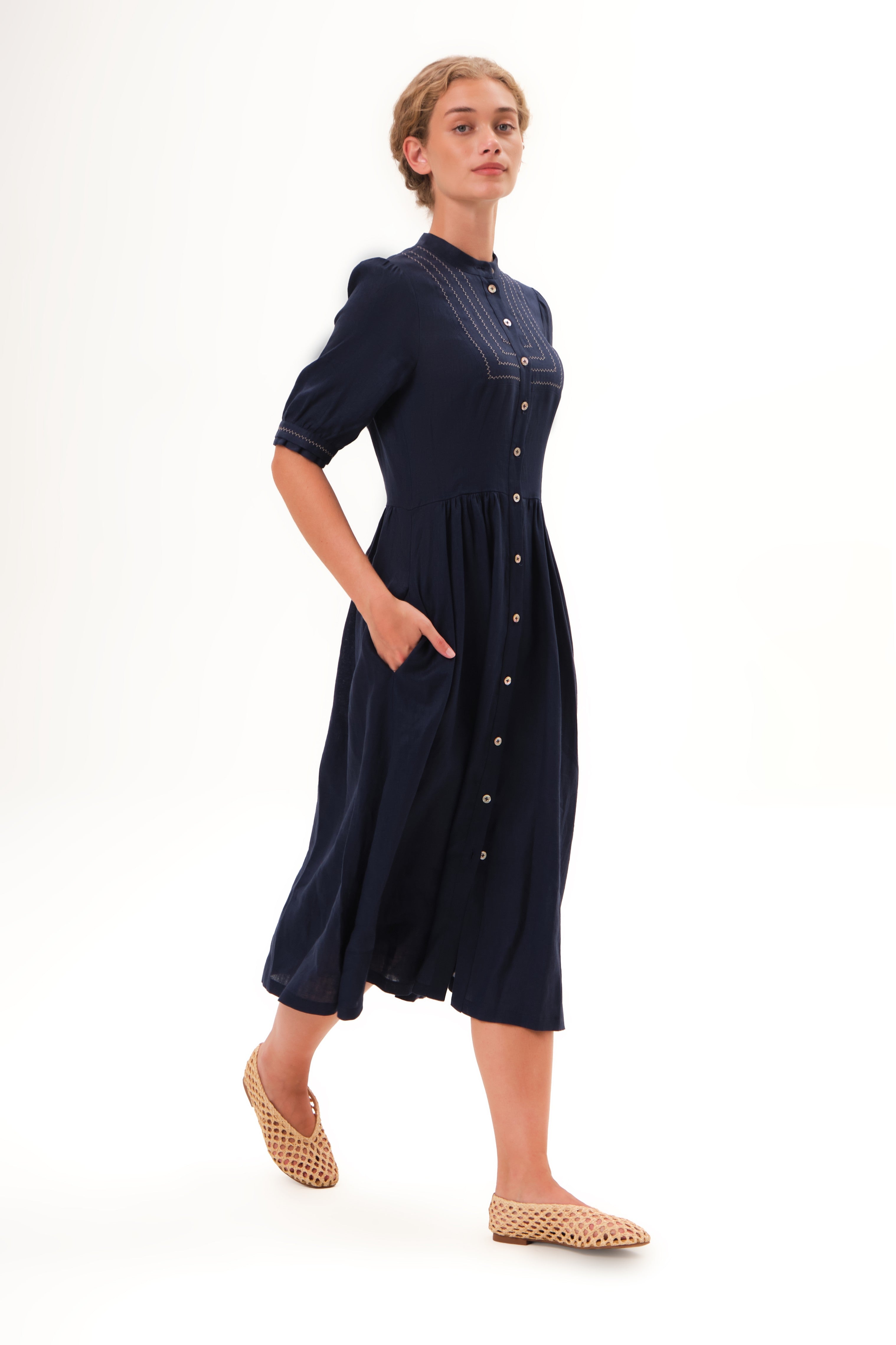 felicitas-kordelia-damen-kleid-leinen-viskose-puff-rmel image 4