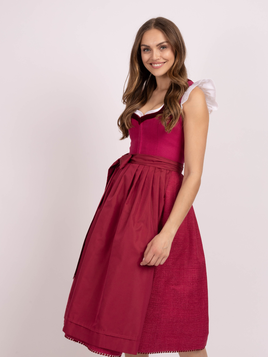 heimatgl-ck-dirndl-vanessa-feschi-kooperation-samtblende image 4