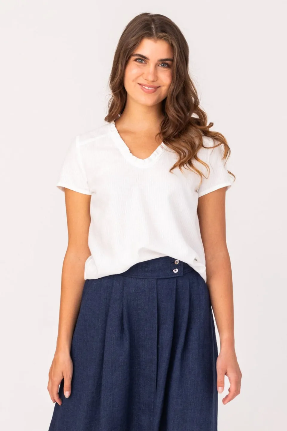felicitas-damen-bluse-bernadette-kurzarm-mit-r-schen-v-ausschnitt image 1